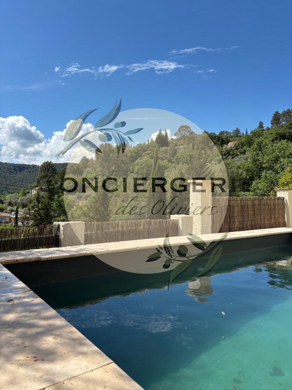 Villa Avec Piscine Belgentier Exterior foto